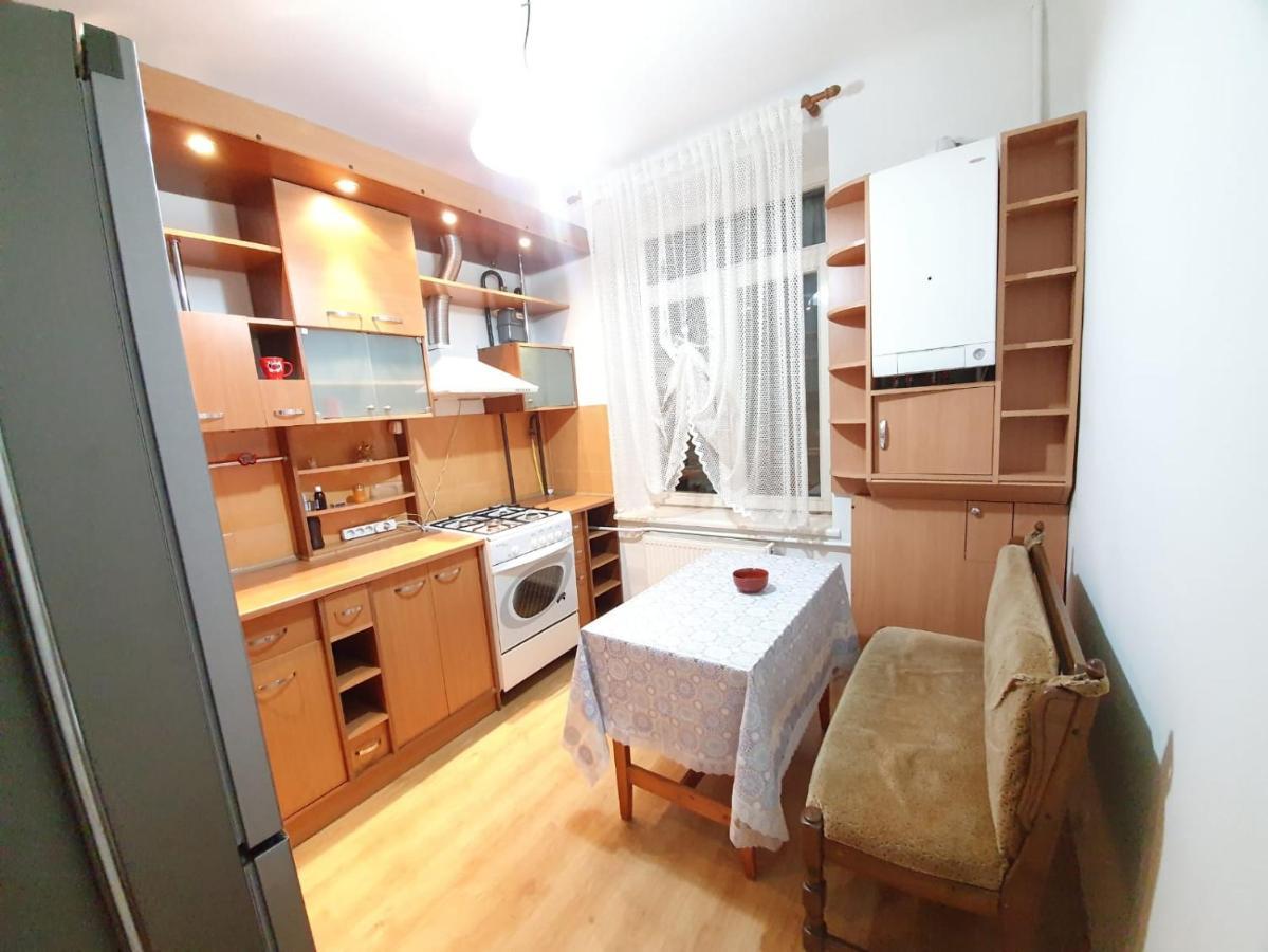 Central Apartaments Of Stefan Cel Mare Boulevard In Chisinau Exterior foto
